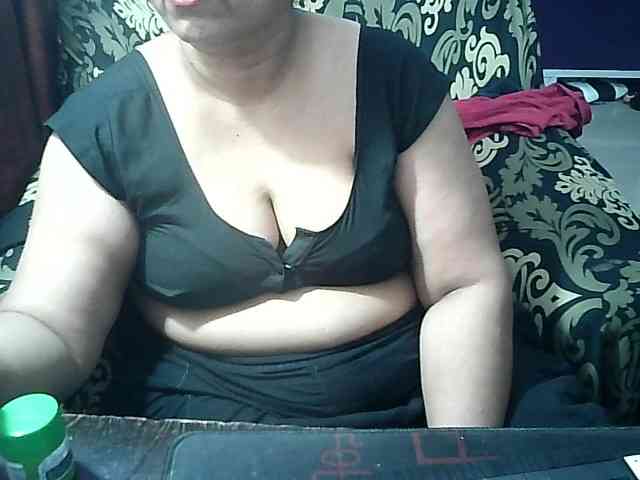 Indianbhabhimilf40