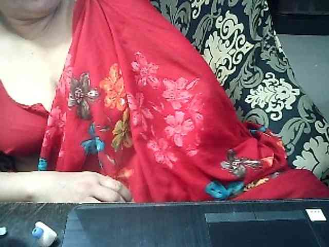 Indianbhabhimilf40 webcam