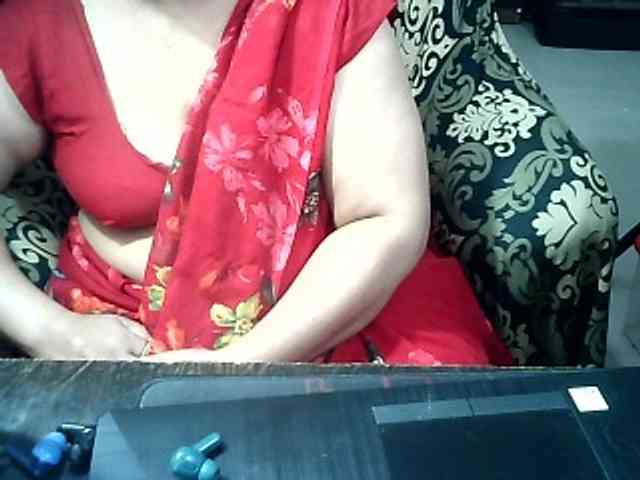 Indianbhabhimilf40 webcam