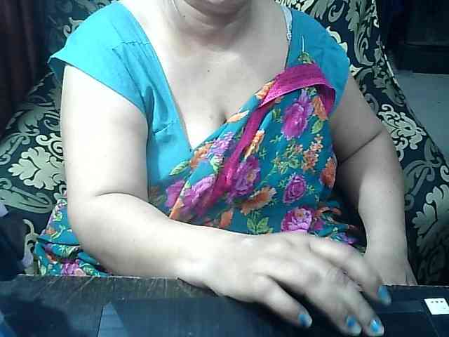 Indianbhabhimilf40 webcam