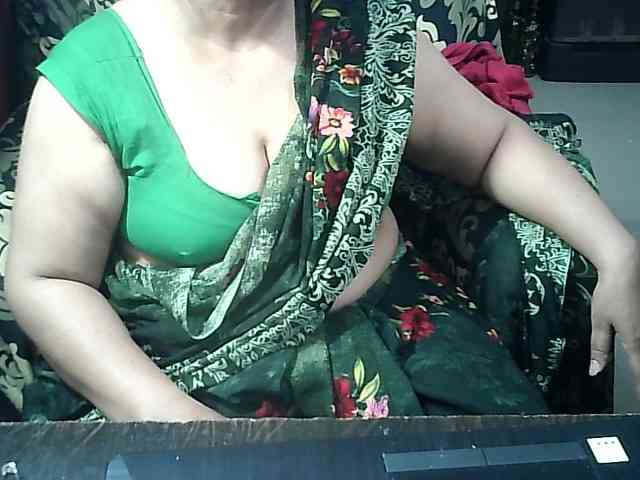Indianbhabhimilf40 webcam