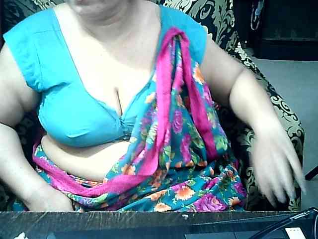 Indianbhabhimilf40 webcam