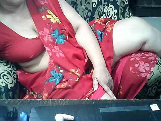 Indianbhabhimilf40 webcam