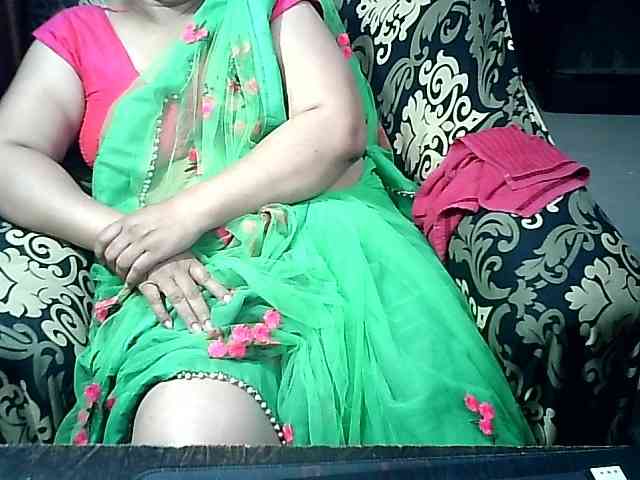 Indianbhabhimilf40 webcam