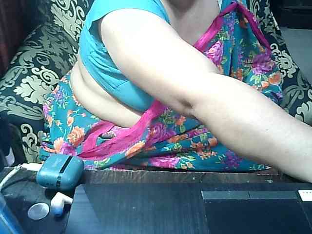 Indianbhabhimilf40 webcam