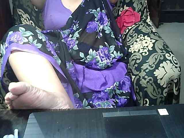 Indianbhabhimilf40 webcam