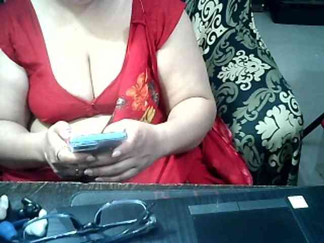 Indianbhabhimilf40 webcam