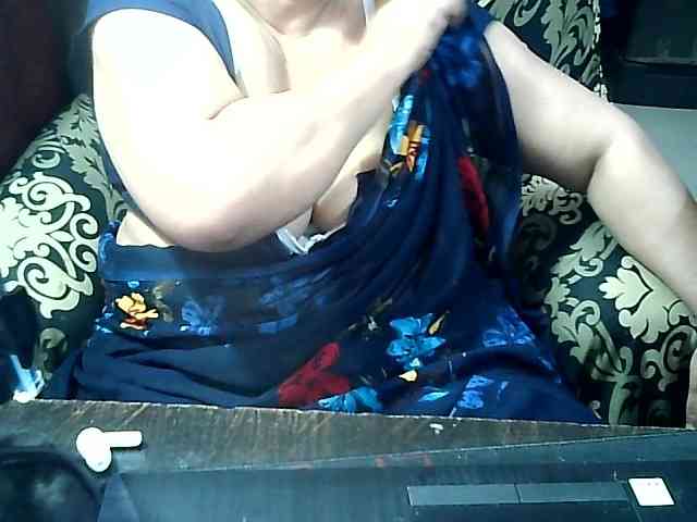 Indianbhabhimilf40 webcam