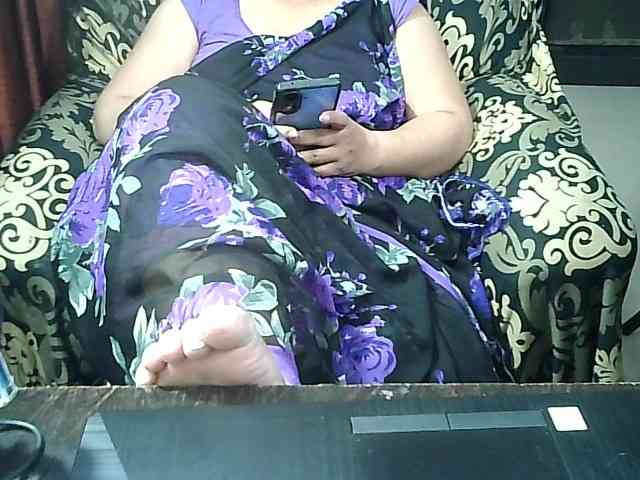 Indianbhabhimilf40 webcam