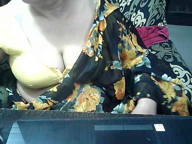 Indianbhabhimilf40 webcam