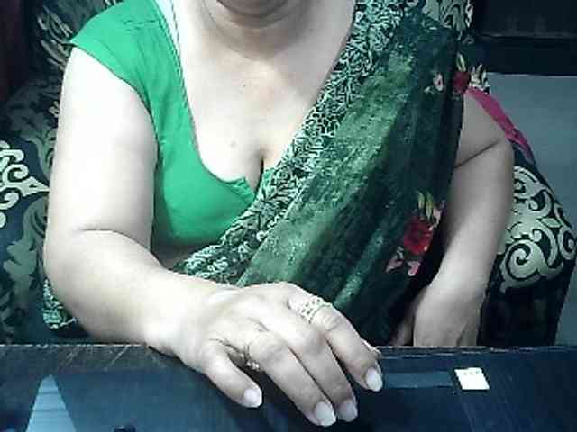 Indianbhabhimilf40 webcam