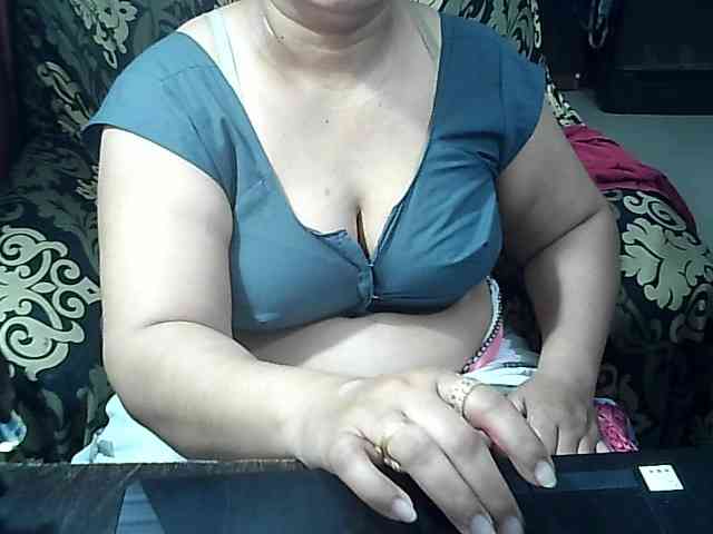 Indianbhabhimilf40