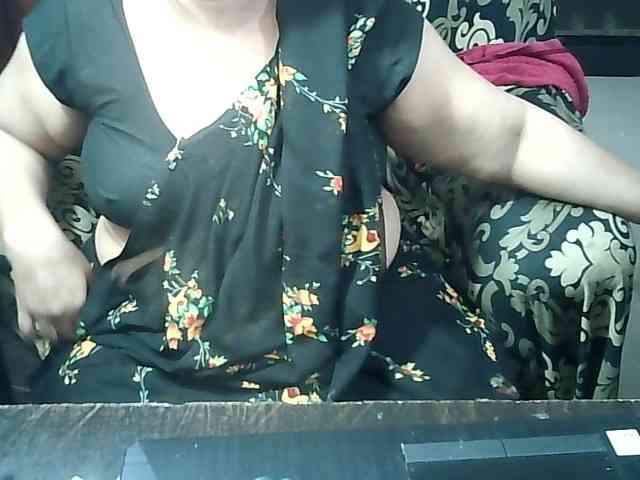 Indianbhabhimilf40 webcam