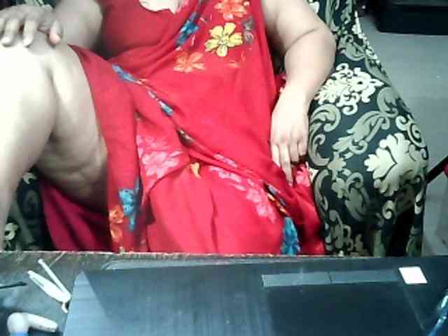 Indianbhabhimilf40 webcam