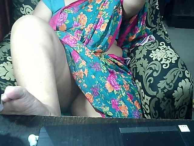 Indianbhabhimilf40 webcam