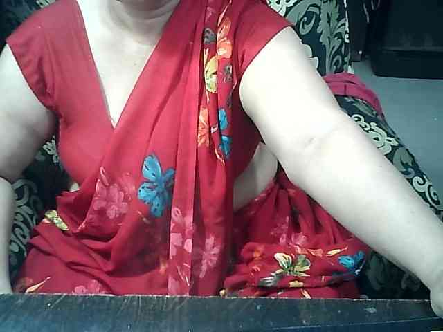 Indianbhabhimilf40 webcam