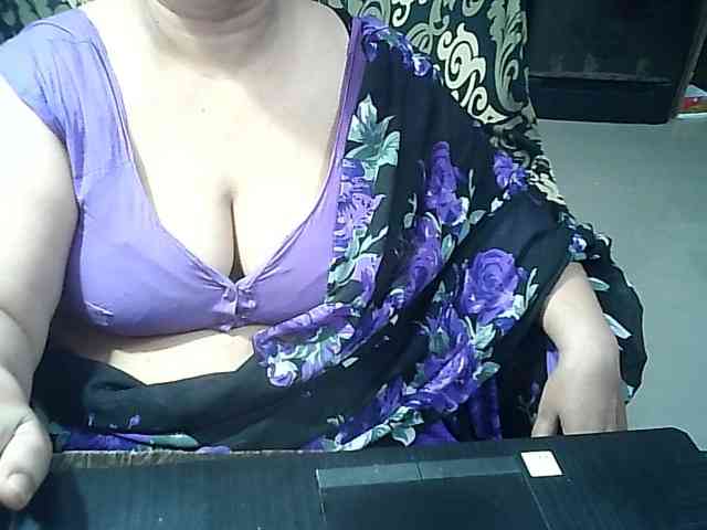 Indianbhabhimilf40 webcam