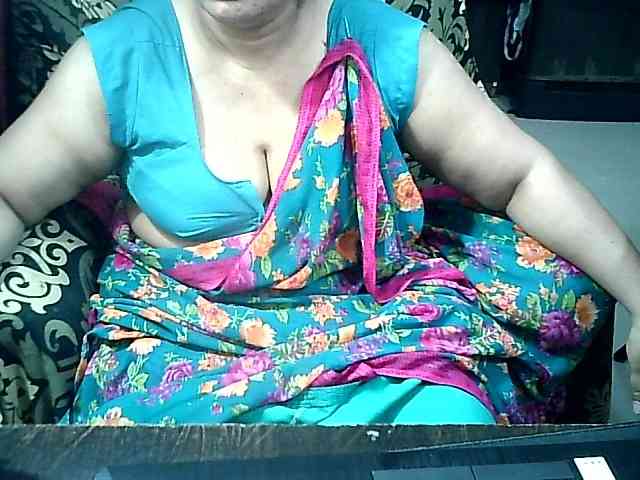 Indianbhabhimilf40 webcam