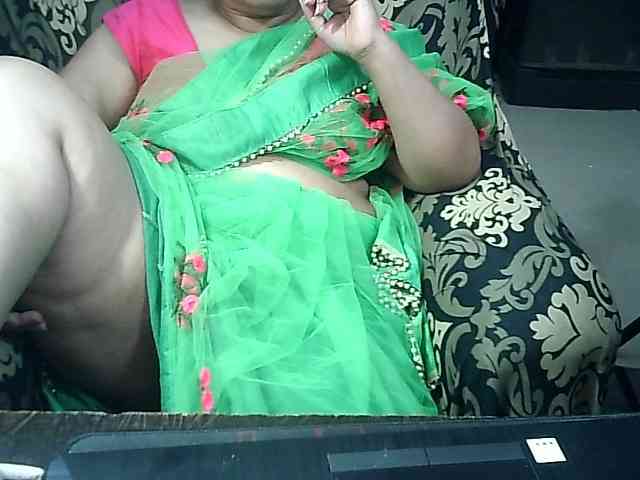 Indianbhabhimilf40 webcam