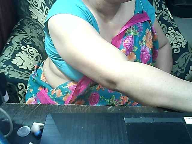 Indianbhabhimilf40 webcam