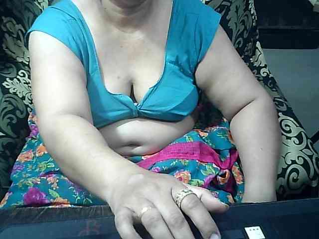 Indianbhabhimilf40 webcam
