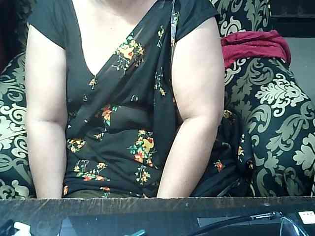 Indianbhabhimilf40 webcam