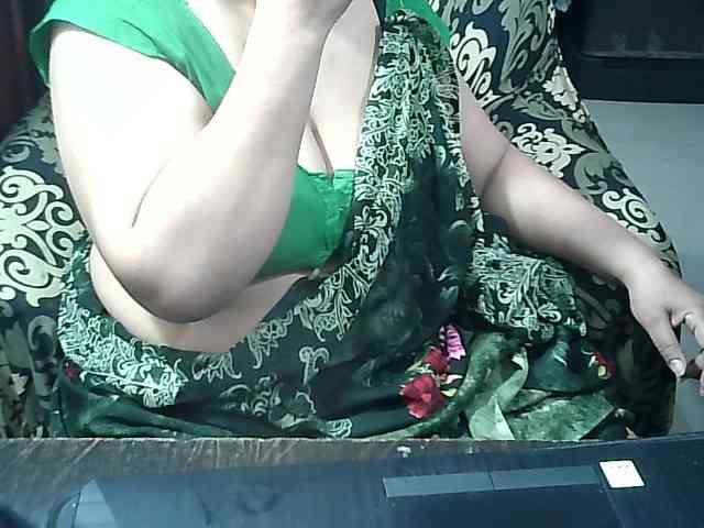 Indianbhabhimilf40 webcam
