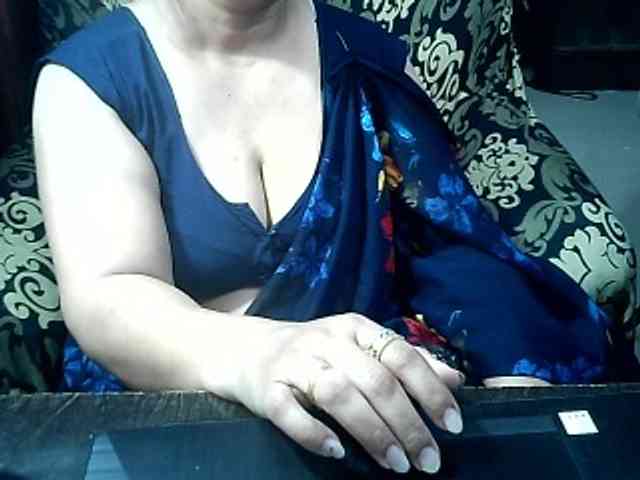 Indianbhabhimilf40 webcam