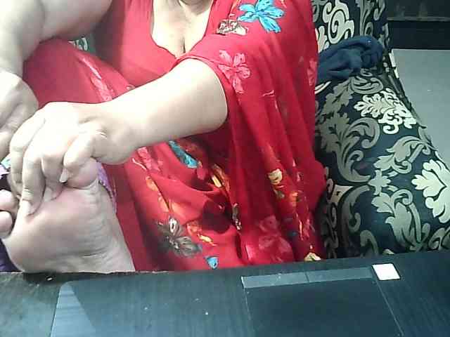 Indianbhabhimilf40 webcam