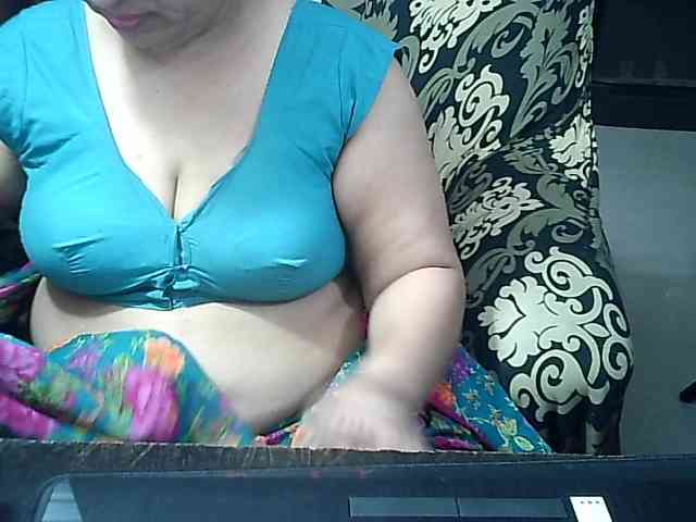 Indianbhabhimilf40 webcam