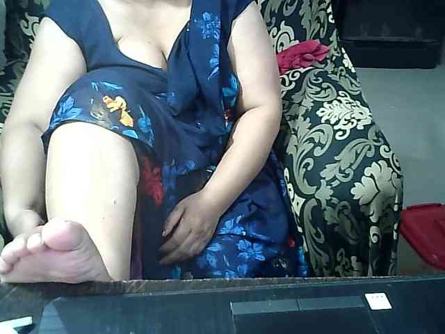Indianbhabhimilf40 webcam
