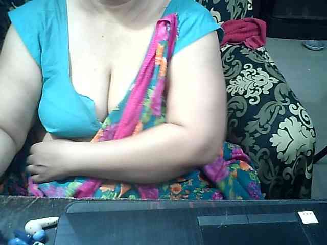 Indianbhabhimilf40 webcam