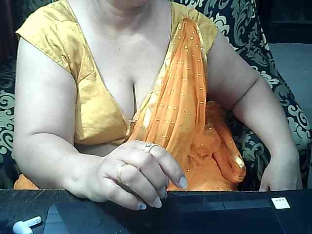 Indianbhabhimilf40