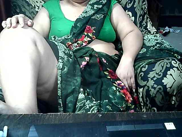 Indianbhabhimilf40 webcam