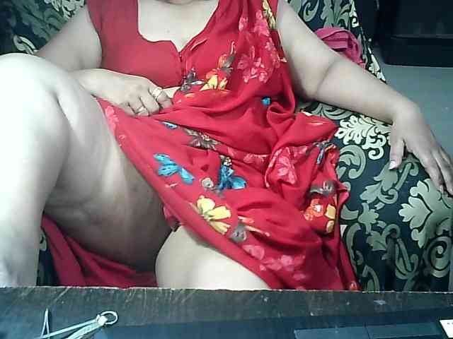 Indianbhabhimilf40 webcam