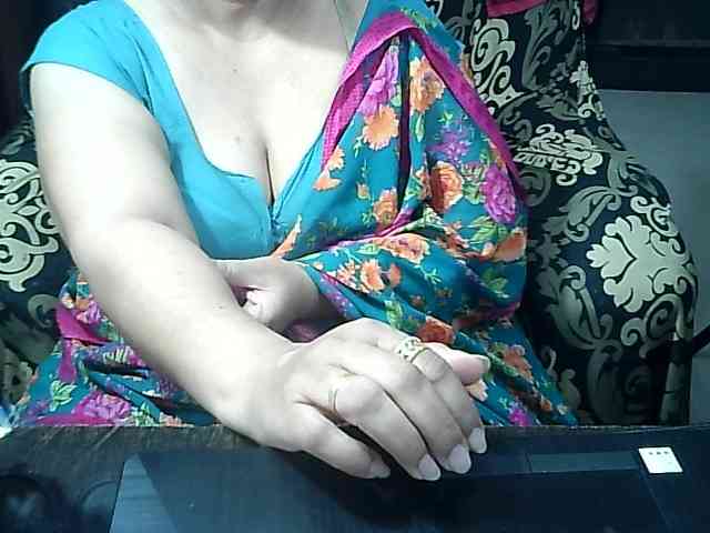 Indianbhabhimilf40