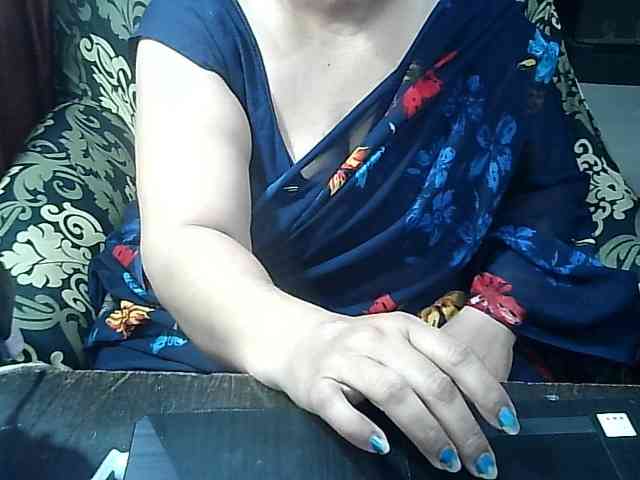 Indianbhabhimilf40 webcam