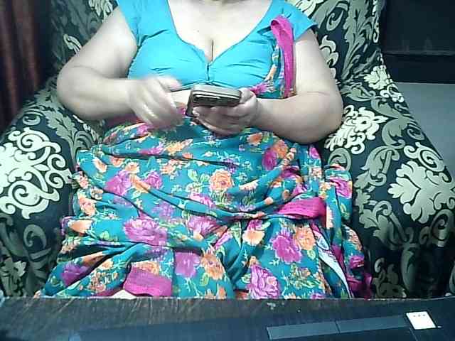 Indianbhabhimilf40 webcam