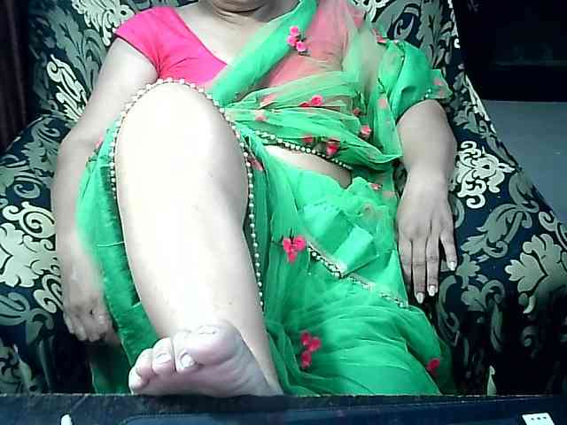 Indianbhabhimilf40 webcam