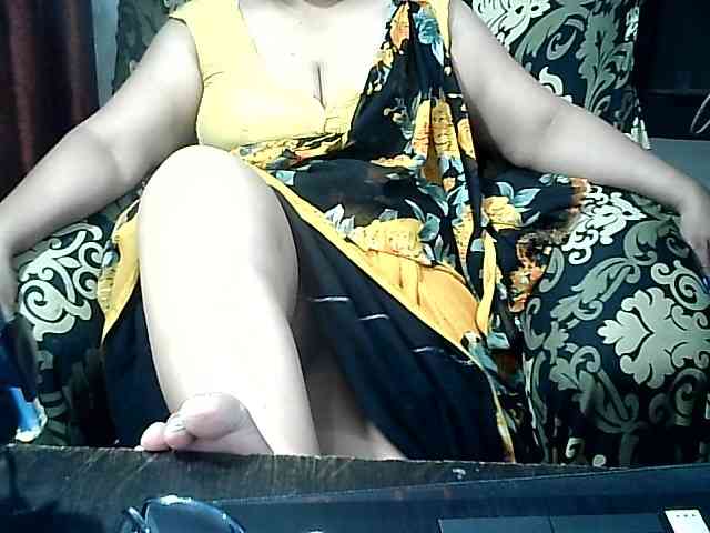 Indianbhabhimilf40 webcam