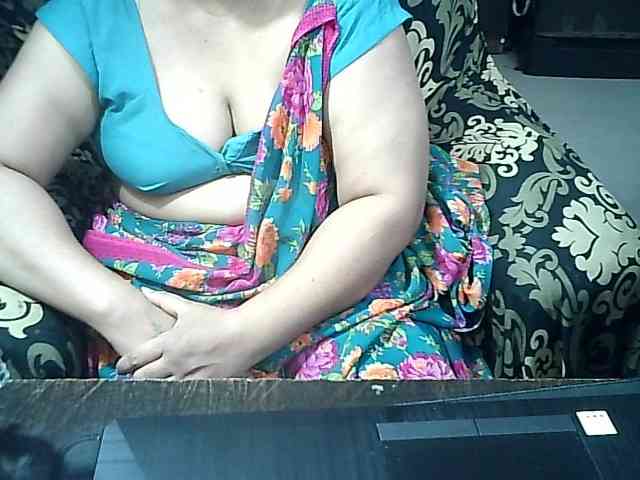 Indianbhabhimilf40 webcam