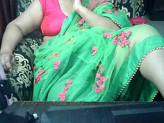 Indianbhabhimilf40 webcam