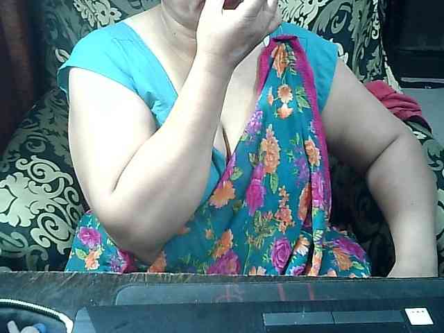 Indianbhabhimilf40 webcam