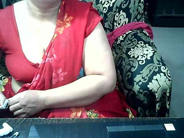 Indianbhabhimilf40 webcam
