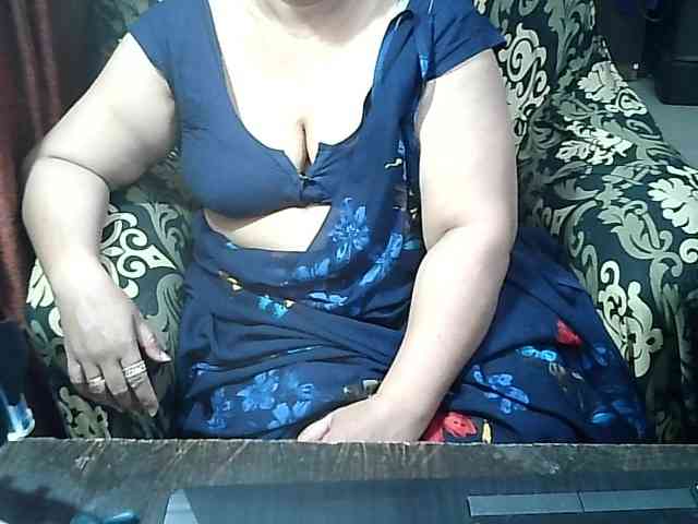 Indianbhabhimilf40 webcam