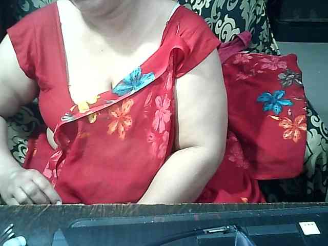 Indianbhabhimilf40 webcam