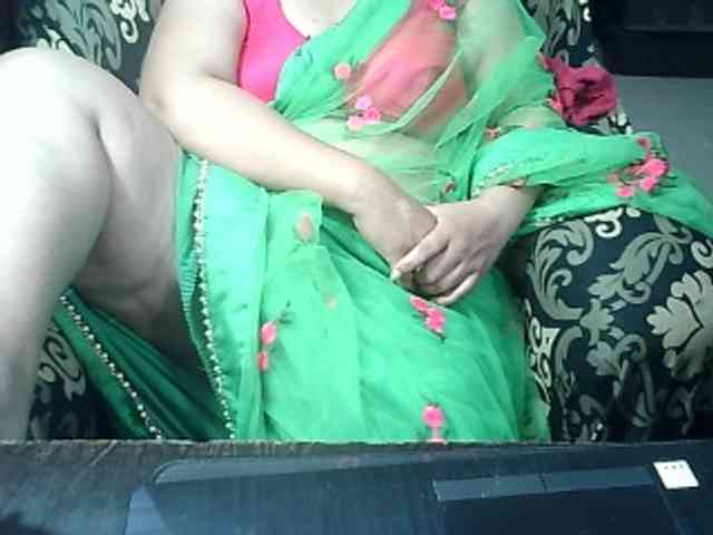 Indianbhabhimilf40 webcam