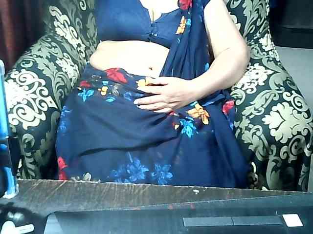 Indianbhabhimilf40 webcam