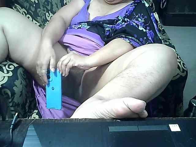 Indianbhabhimilf40 webcam