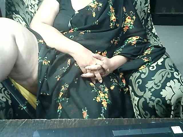 Indianbhabhimilf40 webcam